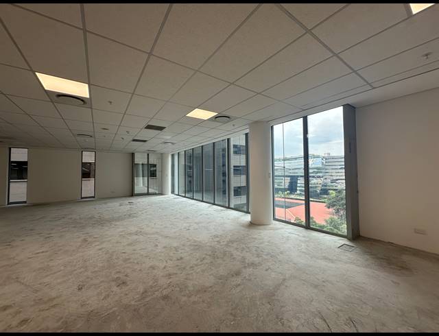 1,154M² OFFICE TO LET IN SANDTON CENTRAL